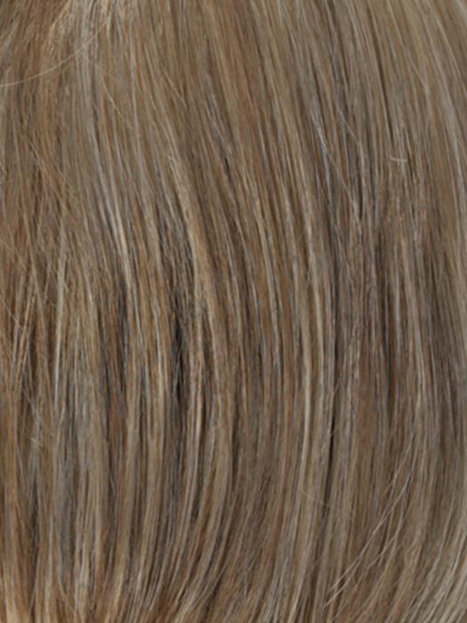 r12/26ch light brown with chunky golden blonde highlights