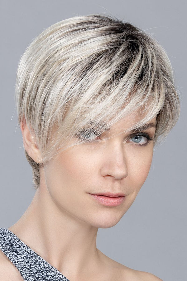 PEARL BLONDE ROOTED