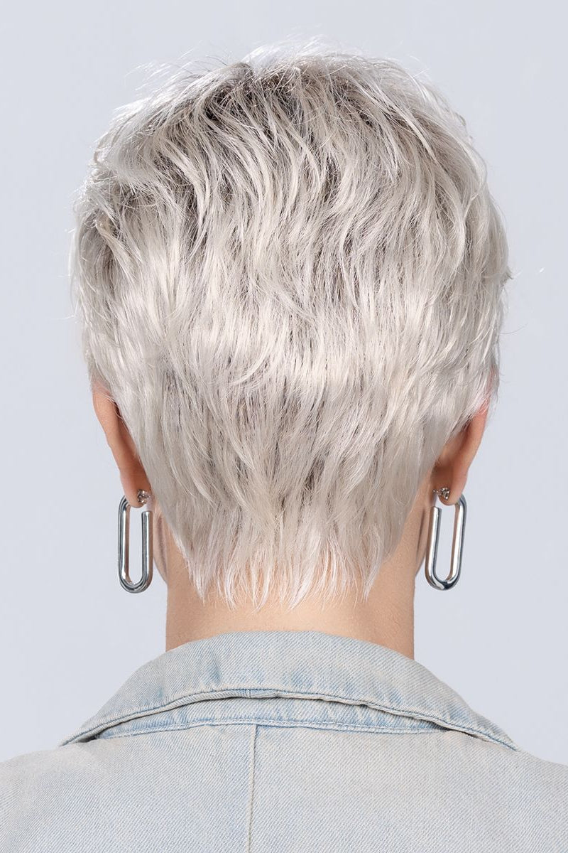 platinblonde rooted