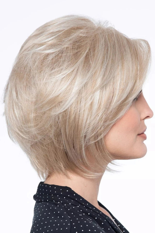 LIGHT BLONDE