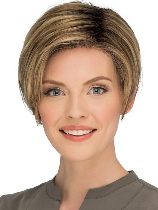 RMH12/26RT4 Light Brown with chunky Golden Blonde highlights and Dark Brown roots